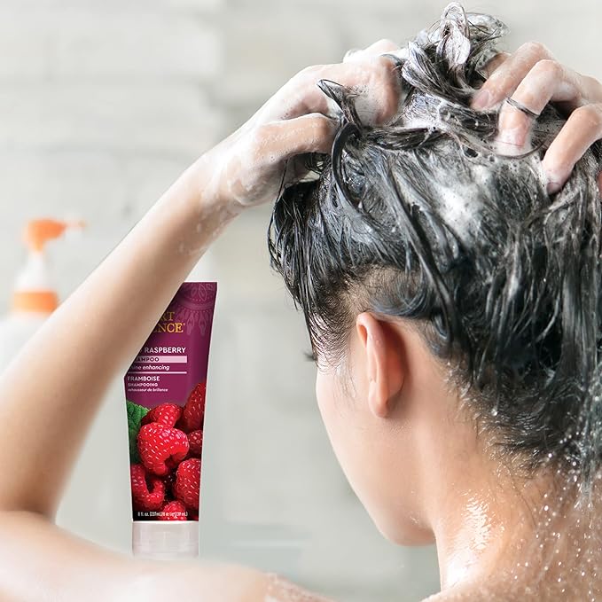 Desert Essence Red Raspberry Shampoo - 8 Fl Ounce - Gloss & Shine Enhancing - Strengthens Hair - Removes Everyday Pollutants - Vitamin A & C - Calcium - Magnesium