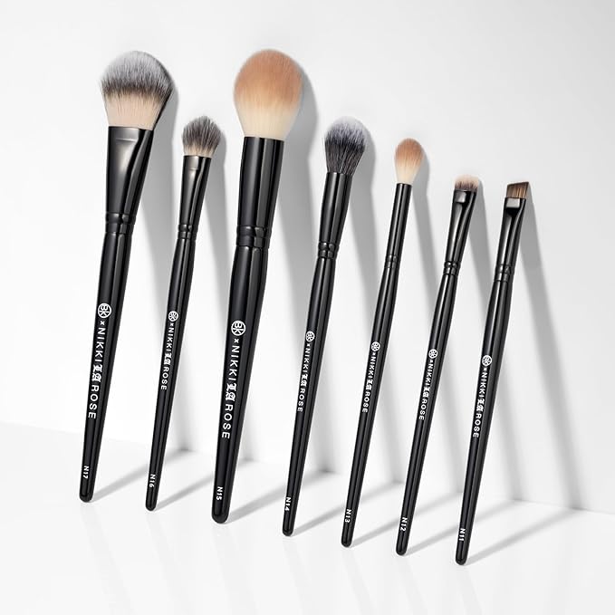 BK BEAUTY - Nikki La Rose Pro Artist Makeup Brush Set (7PC)