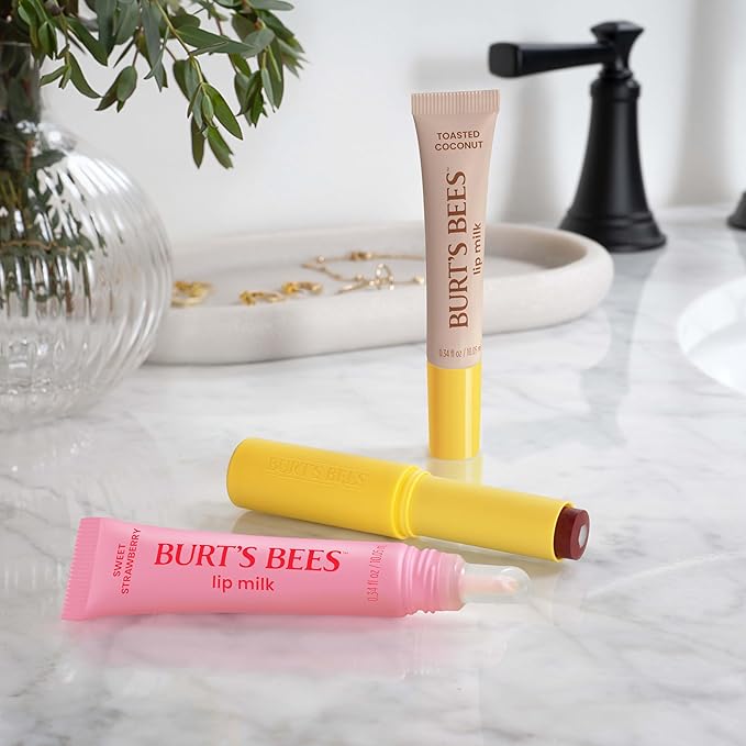Burt’s Bees Lip Milk, Daily Lip Moisturizer, Toasted Coconut, Vitamin Enriched Moisturizing Lip Balm with Almond Milk and Jojoba Oil, Hydrating for Softer Lips, 1 Tube, 0.34 Fl Oz