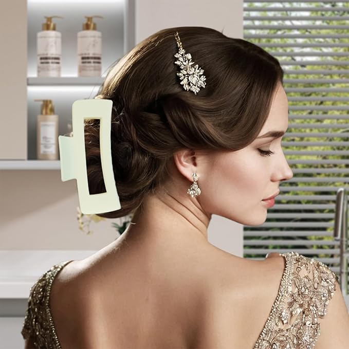 7 Pcs Spa Set, Facial Headband, Spa Headband and Wristband Set, Skincare Headband, College Style Girl Gift, Hair Accessories for Women and Girls（Light Beige）