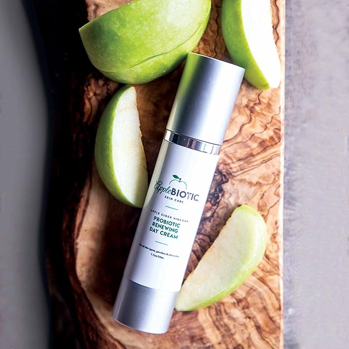 Apple Cider Vinegar Face Day & Night Cream Duo, Hydrating, Redness Relief Face Moisturizer Lotion For Dry, Oily, Sensitive Skin, Natural Green Tea, Chamomile, Skincare for men, women, teens