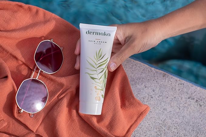 Dermaka All-Natural Skin Soothing Cream 4 Ounce – Moisturizing Lotion with Arnica, Green Tea, Chamomile & Vitamin E – Hydrating, Fast-Absorbing & Non-Greasy Formula for Healthy-Looking Skin