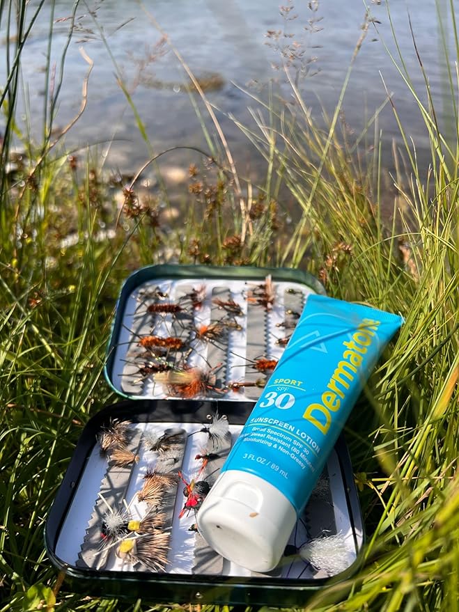 Dermatone Sport Sunscreen Lotion SPF 30 | Water/Sweat Resistant (80 min) | Oxybenzone and Octinoxate Free Sunscreen for Body and Face | Moisturizing | Spectrum UVA/UVB Protection SPF Lotion | 3oz